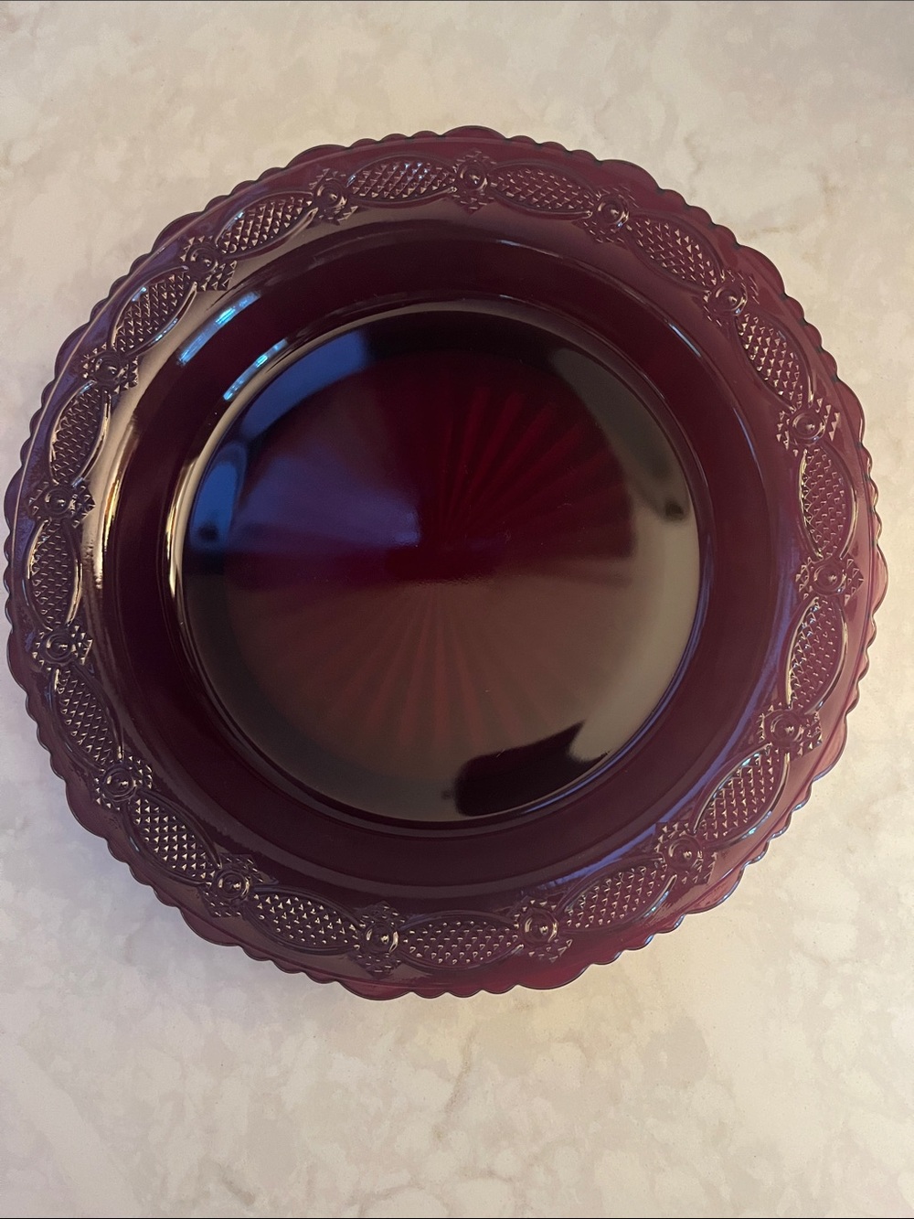 Avon 1876 Cape Cod Ruby Red Pie Plate 11" no bake pies only!
